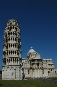 53034-I-lied-0 Pisa's not leaning anymore